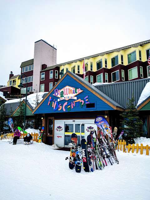 Big White Kid's Centre and Ski School