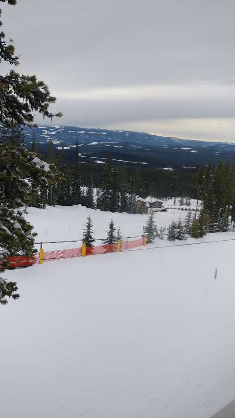 Eagles Resort, Big White